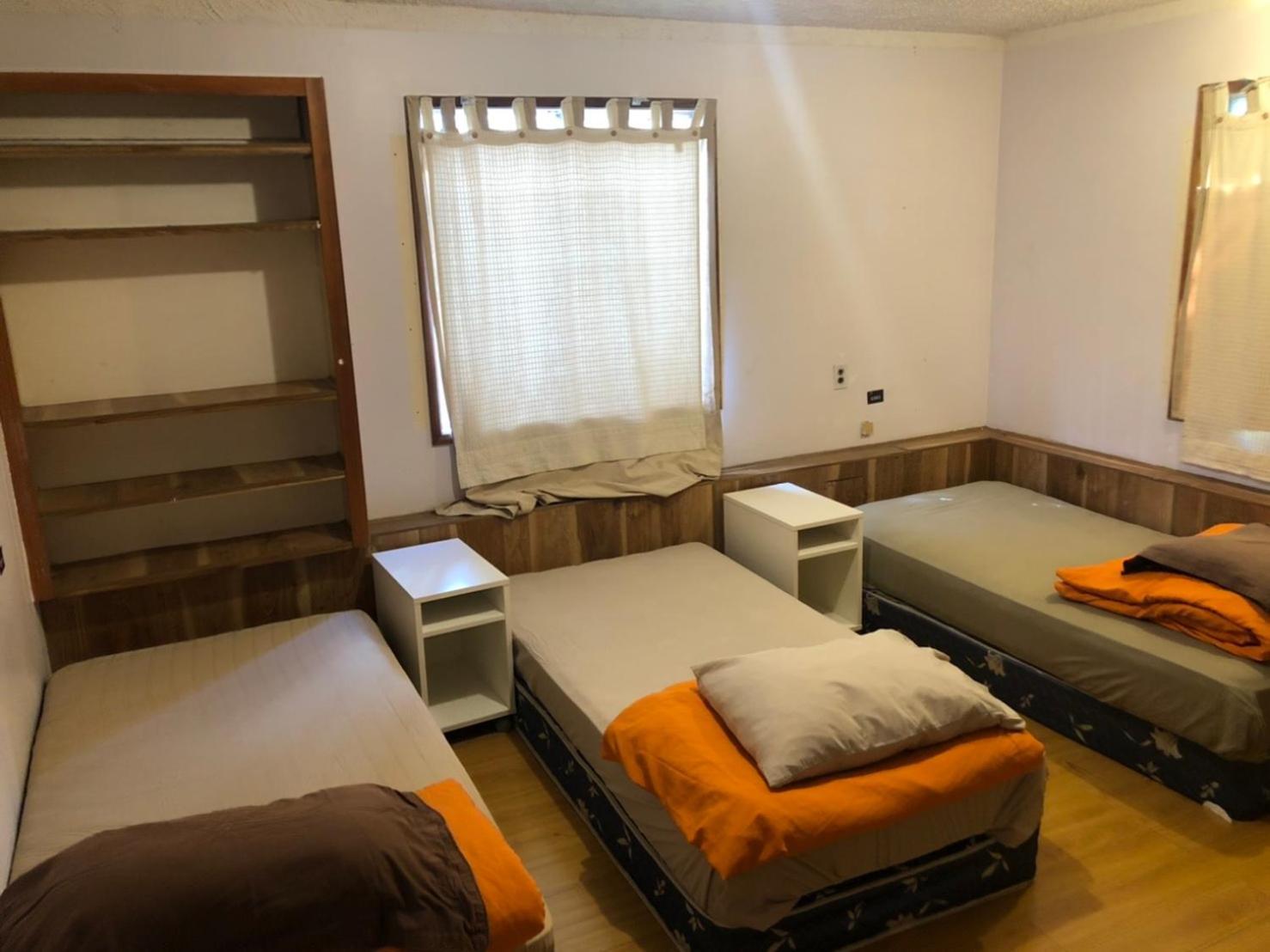 Vancouver Backpacker House - 10 Min Walk To Metrotown Skytrain Station Burnaby Eksteriør billede